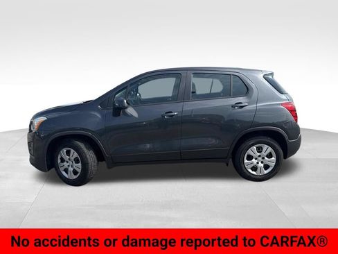 Used 2016 Chevrolet Trax LS FWD image 2