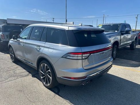 Used 2020 Lincoln Aviator Reserve w/ Equipment Group 202A AWD/4WD image 3