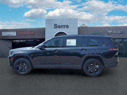 Used 2023 Jeep Grand Cherokee L Laredo