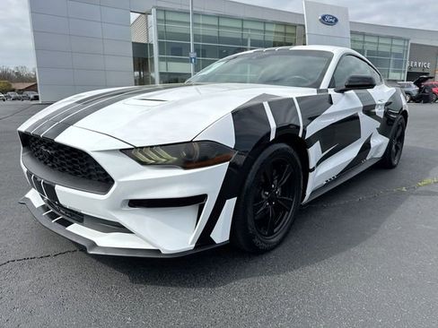 Certified 2022 Ford Mustang Coupe image 1