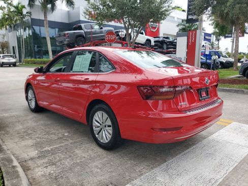 Used 2019 Volkswagen Jetta S w/ Driver Assistance Package FWD image 4