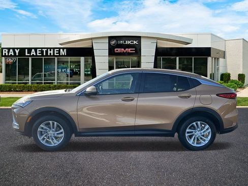 New 2026 Buick Envista Preferred w/ Convenience I Package FWD image 2