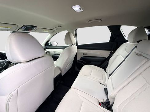 Certified 2026 Hyundai Tucson SE FWD image 23