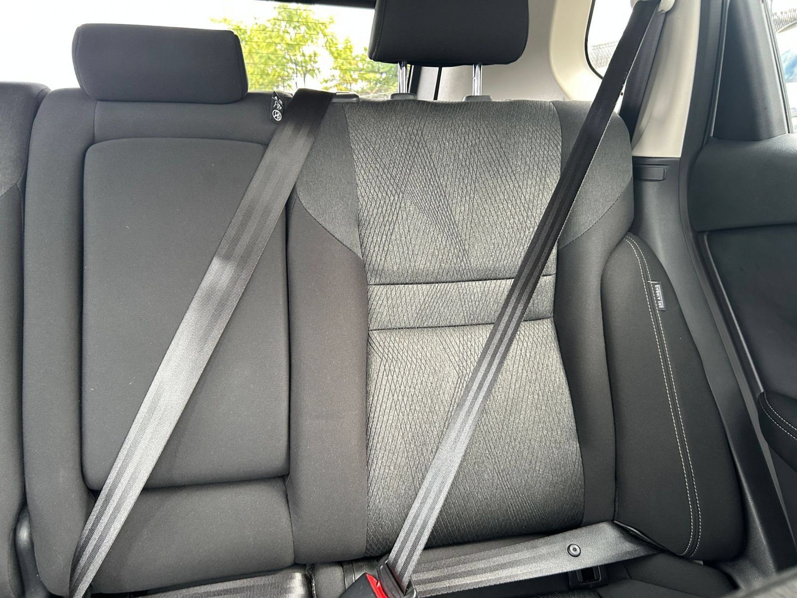 Used 2025 Nissan Rogue SV FWD image 32