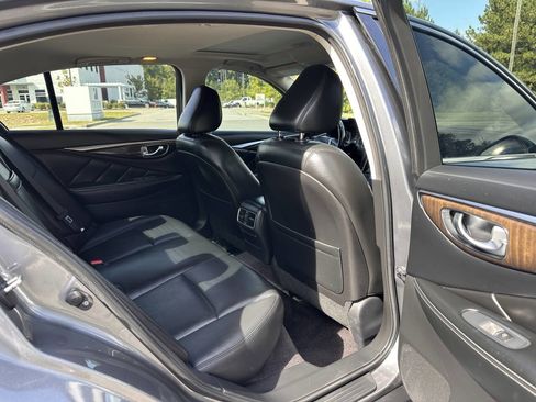 Used 2018 INFINITI Q50 Luxe w/ Essential Package (3.0T Luxe) image 14