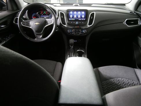 Used 2023 Chevrolet Equinox LT image 18