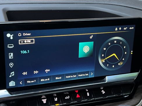 Used 2024 Chevrolet Silverado 2500 LT image 17