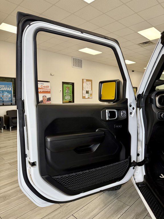Used 2019 Jeep Wrangler Sport AWD/4WD image 15