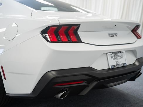 Used 2024 Ford Mustang GT Premium RWD image 6