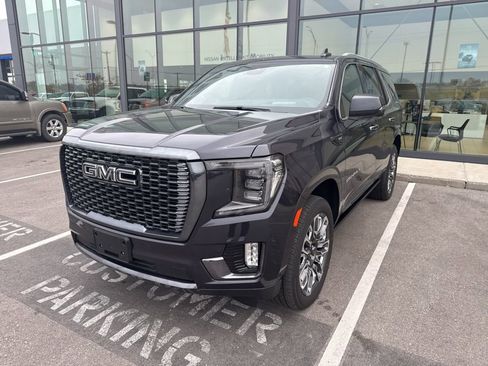 Used 2023 GMC Yukon Denali Ultimate image 1