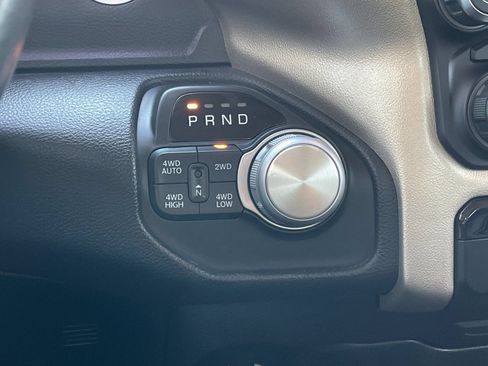 Used 2019 RAM 1500 Laramie AWD/4WD image 21