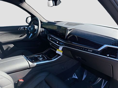 New 2026 BMW X5 xDrive50e w/ M Sport Package image 15