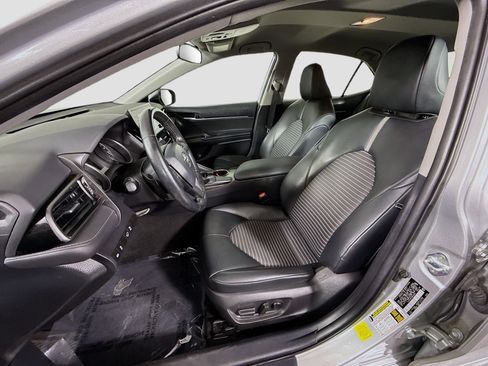 Used 2021 Toyota Camry SE image 21