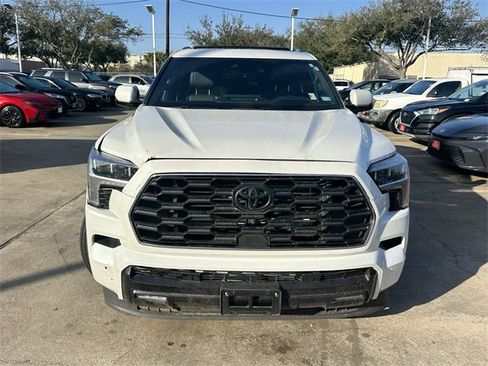 Used 2024 Toyota Sequoia Platinum image 2