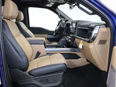 New 2026 Ford F250 Lariat w/ Chrome Package image 30