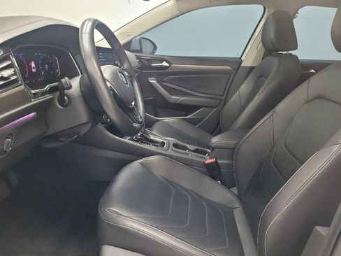 Used 2019 Volkswagen Jetta SEL Premium FWD image 17