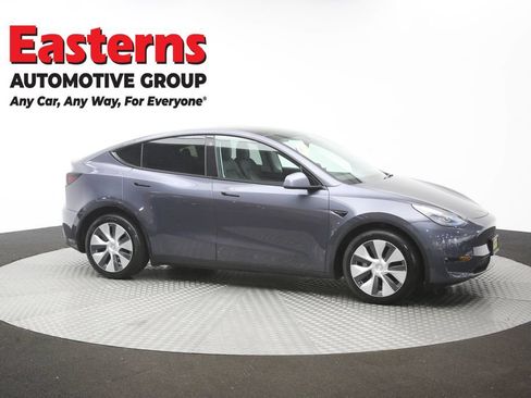 Used 2021 Tesla Model Y Long Range AWD/4WD image 42
