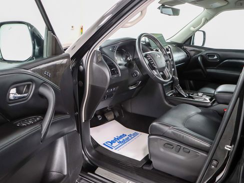 Used 2023 INFINITI QX80 Luxe w/ Cargo Package image 3