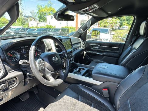 Used 2019 RAM 1500 Laramie w/ Sport Appearance Package AWD/4WD image 15