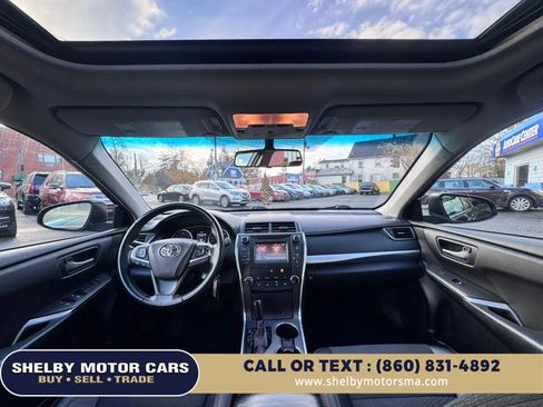 Used 2016 Toyota Camry SE image 18