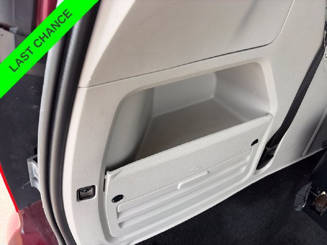 Used 2019 Dodge Grand Caravan SXT FWD image 30