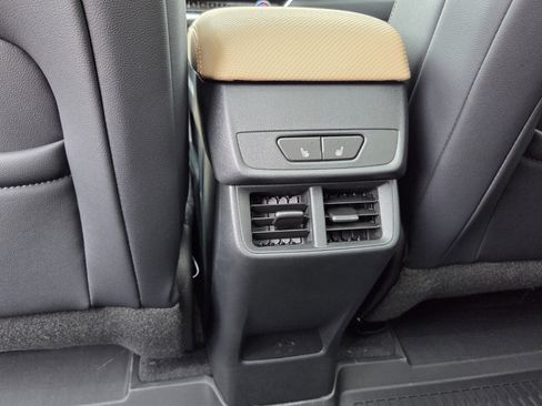 New 2027 Chevrolet Equinox ACTIV w/ Convenience Package III AWD/4WD image 10