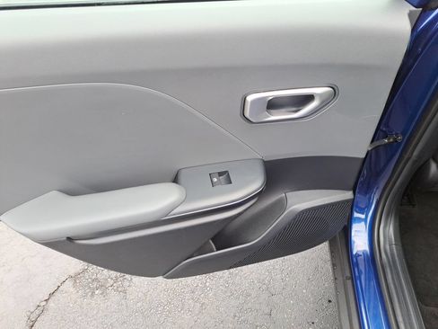 Used 2025 Kia K4 FWD image 16