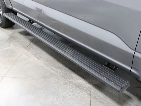 Used 2025 Ford F150 Platinum image 13