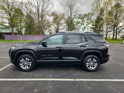 New 2026 Chevrolet Equinox LT w/ Convenience Package II FWD image 8