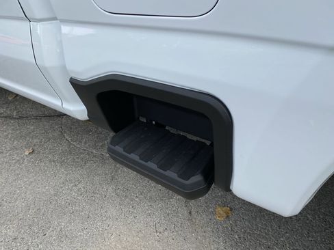 New 2026 Ford F250 Lariat w/ FX4 Off-Road Package image 20