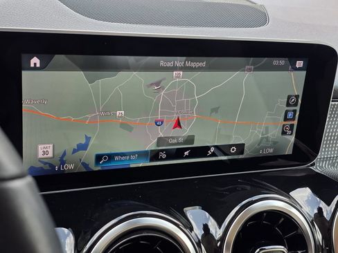 Used 2021 Mercedes-Benz GLB 250 image 22