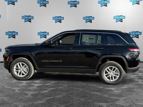 New 2025 Jeep Grand Cherokee Laredo X w/ Luxury Tech Group I image 2
