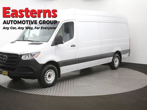 Used 2020 Mercedes-Benz Sprinter 2500 w/ Driver Convenience Package image 54