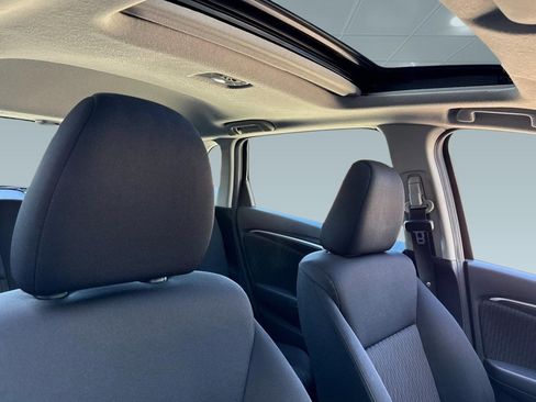 Used 2018 Honda Fit EX image 14