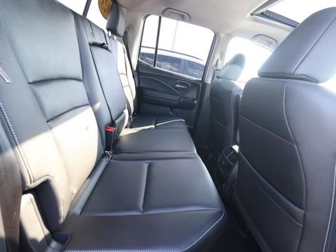 Used 2023 Honda Ridgeline RTL-E image 22