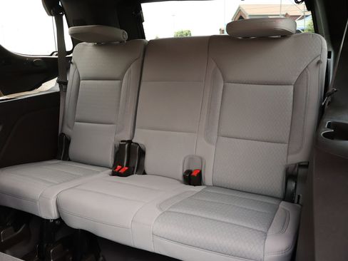 Used 2021 Chevrolet Tahoe LS AWD/4WD image 22