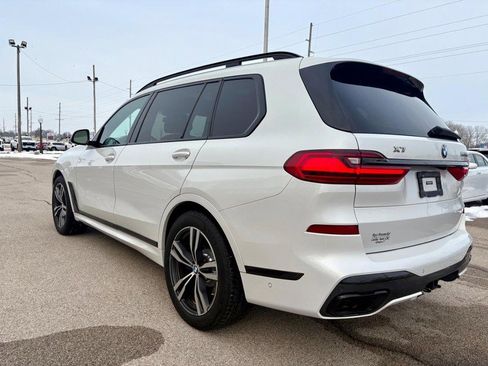 Used 2020 BMW X7 M50i image 7