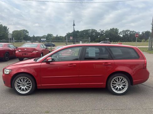 Used 2010 Volvo V50 2.4i FWD image 8