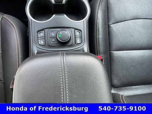 Used 2020 GMC Terrain SLT w/ Preferred Package AWD/4WD image 38