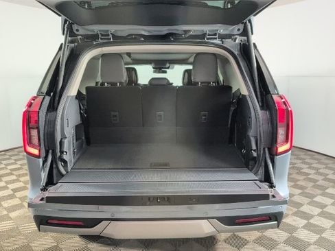 New 2026 Ford Expedition Platinum image 6