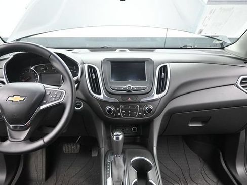 Used 2021 Chevrolet Equinox LT AWD/4WD image 23