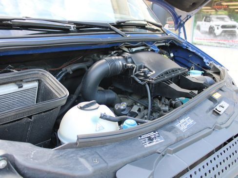 Used 2014 Mercedes-Benz Sprinter 2500 image 36