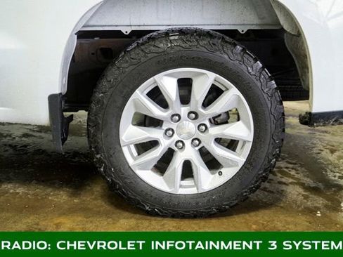 Used 2022 Chevrolet Silverado 1500 Custom image 5