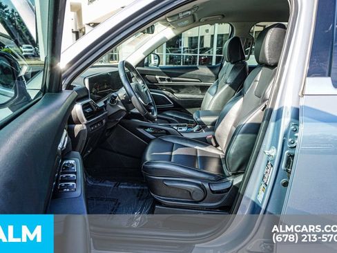 Used 2024 Kia Telluride LX FWD image 18
