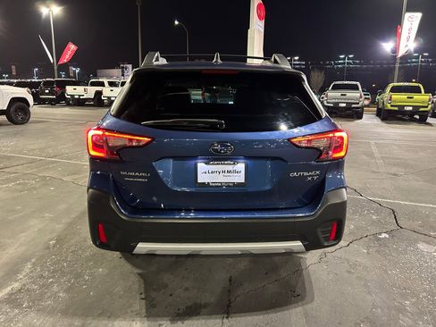 Used 2022 Subaru Outback Limited XT image 4