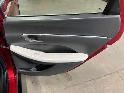 Used 2024 Hyundai Sonata SEL FWD image 15