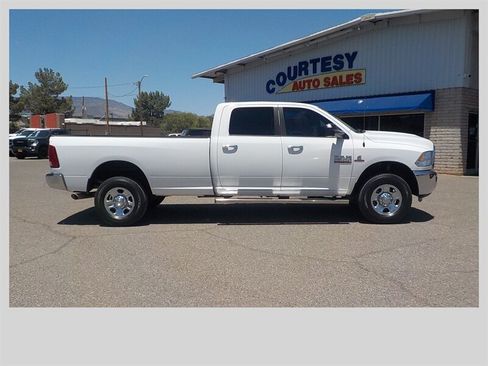 Used 2015 RAM 3500 SLT AWD/4WD image 8