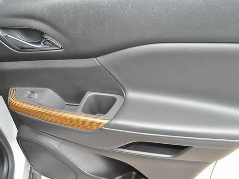 Used 2018 GMC Acadia SLE w/ Driver Alert Package I image 25