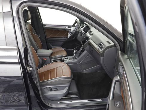 Used 2023 Volkswagen Tiguan SEL R-Line AWD/4WD image 20