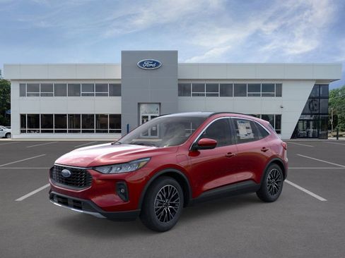 New 2026 Ford Escape Plug-in Hybrid w/ Class II Trailer Tow Package image 24